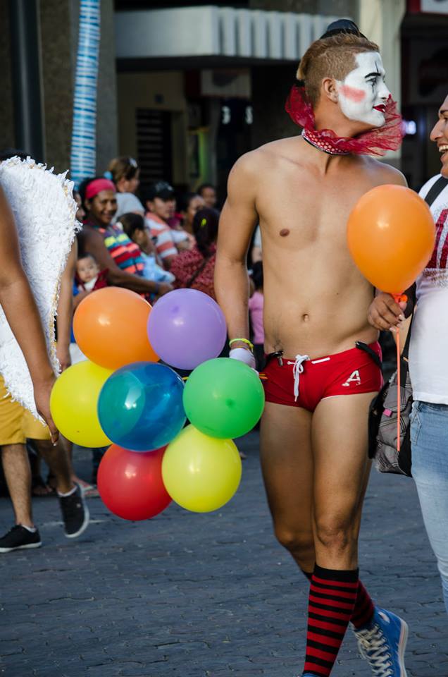 DESNUDOS ¿EXHIBICIONISMO O RECLAMO SOCIAL?
